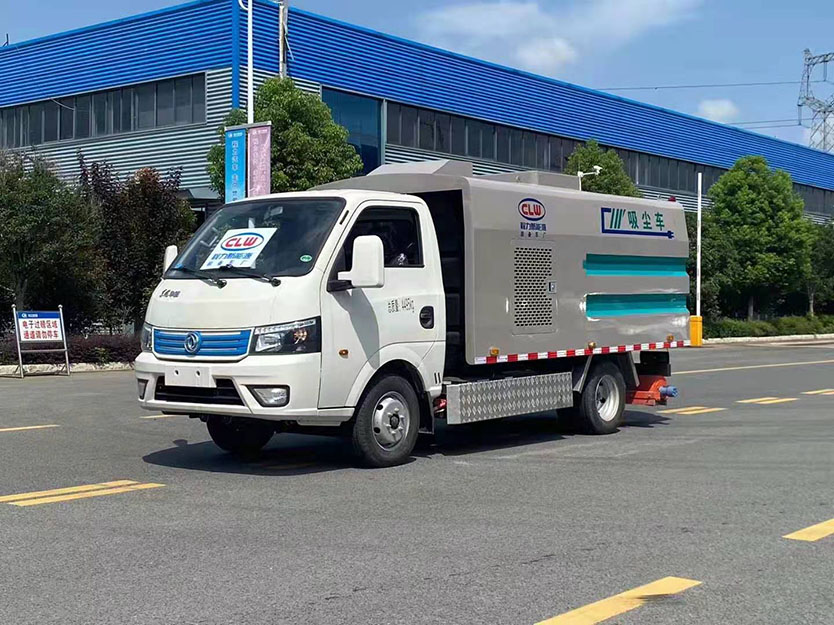纯电动东风华神吸尘车